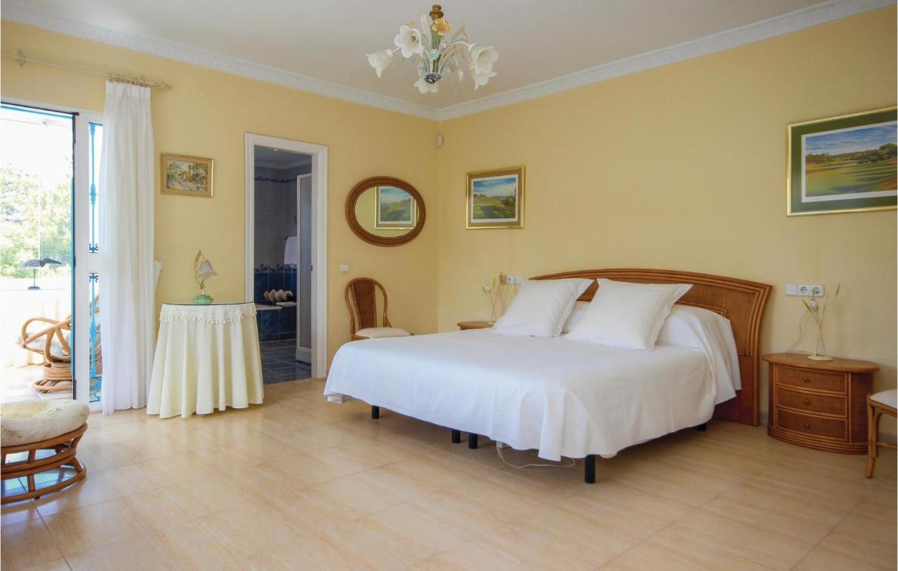 Gorgeous Apartment In Urb El Chaparral With Wifi La Cala De Mijas Exterior foto